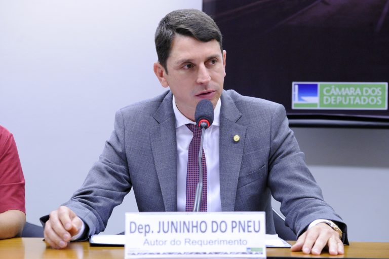 Deputado Juninho do Pneu (União-RJ) fala em comissão na Câmara dos Deputados