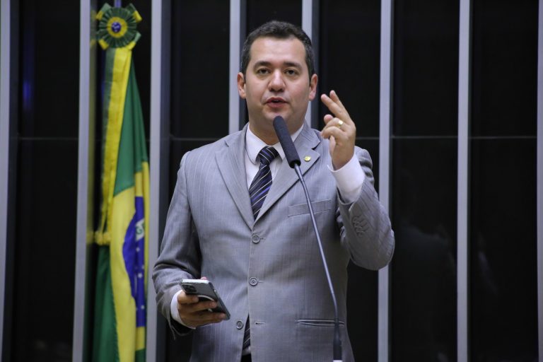 Discussão e votação de propostas. Dep. Ricardo Silva PSD-SP