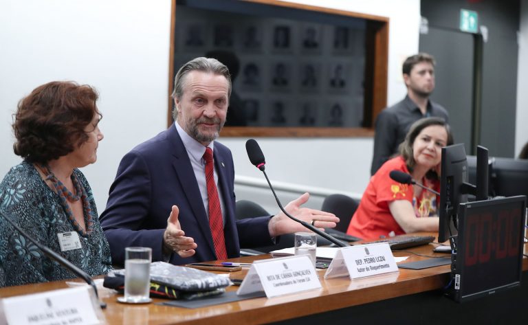 Audiência Pública - Educação de Jovens e Adultos. Dep. Pedro Uczai (PT - SC)