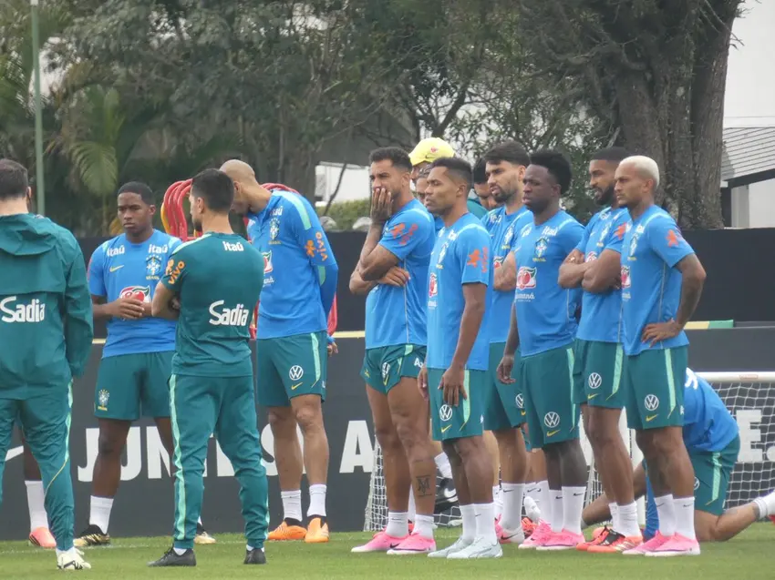 Jogadores da Seleção em treino