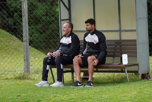 Novo técnico - CRB se prepara para ajustar o elenco na Série B.