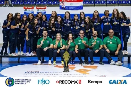 Atletas de Alagoas são medalhistas pelo Brasil no Sul-Americano Sub-14 de Handebol