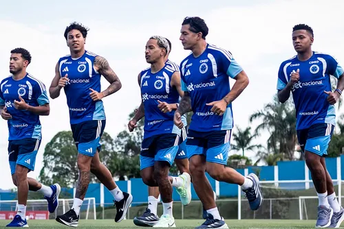 Reforçado, Cruzeiro se prepara para confronto com o Flamengo na Libertadores